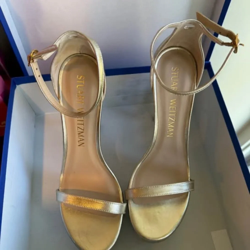 Stuart Weitzman Nudistcurve Hollywood Sandal Size 10.5